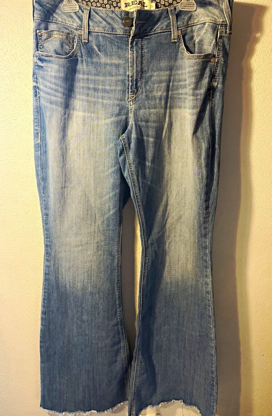 Ariat R.E.A.L. Denim Women’s Blue Light Wash Bootcut Jeans Mid Rise Size 16